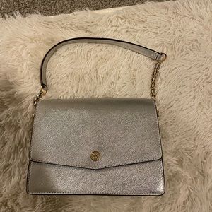 Tory Burch Robinson Metallic Convertible Shoulder Bag - Silver with Gold